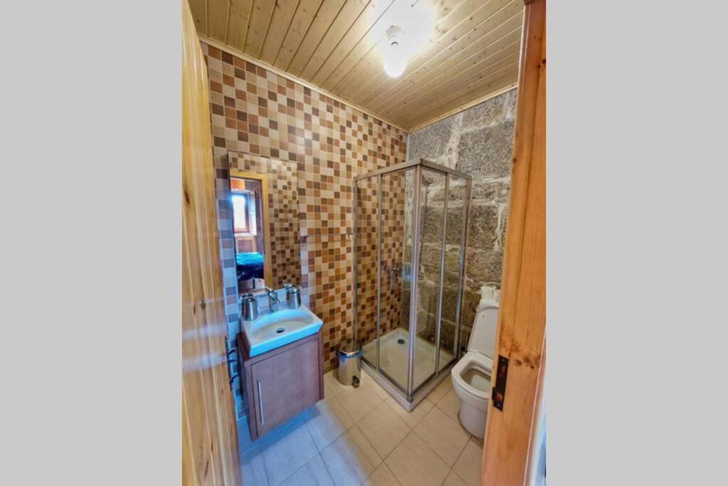 Casa Florestal, na Branda da Bouça dos Homens Gavieira Exterior foto